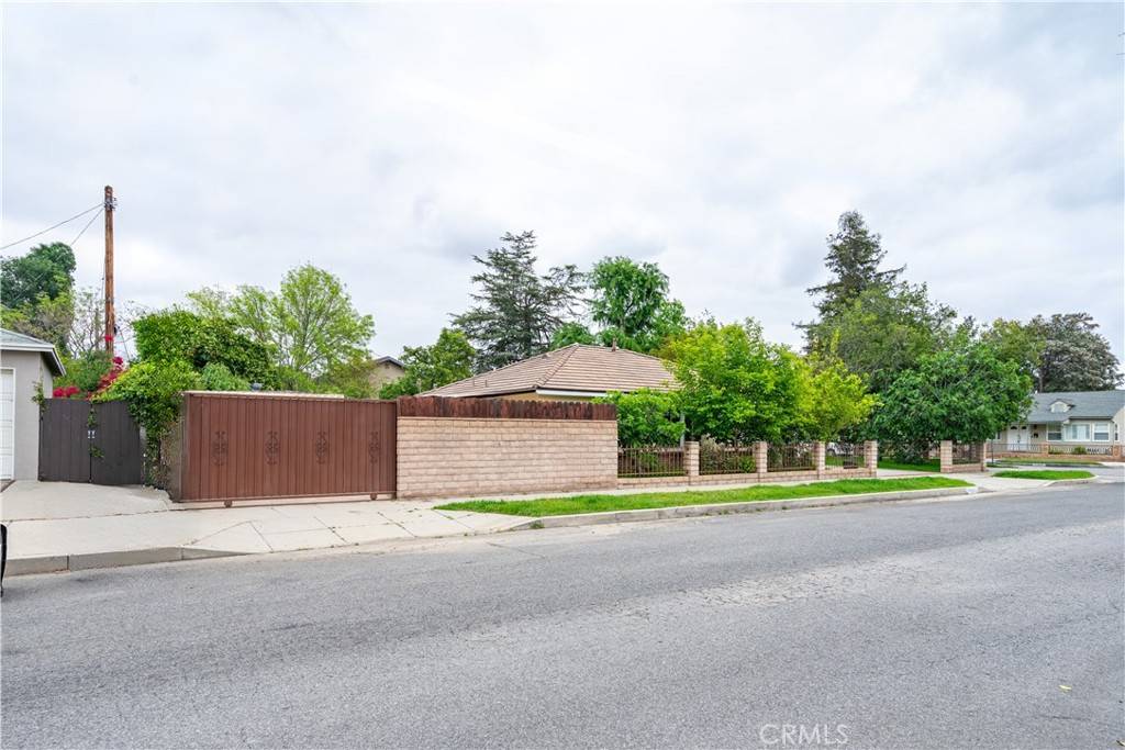 Northridge, CA 91325,17629 Baltar ST