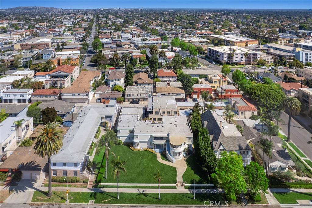 Long Beach, CA 90803,3515 E 1st ST
