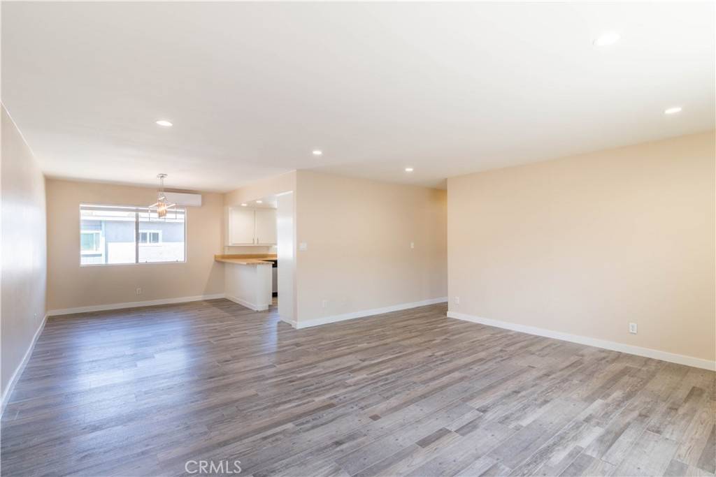 Redondo Beach, CA 90278,2102 Mathews AVE #D