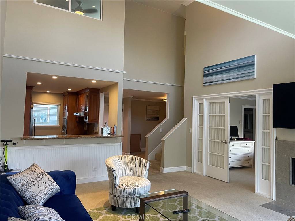 Redondo Beach, CA 90277,240 The Village #310