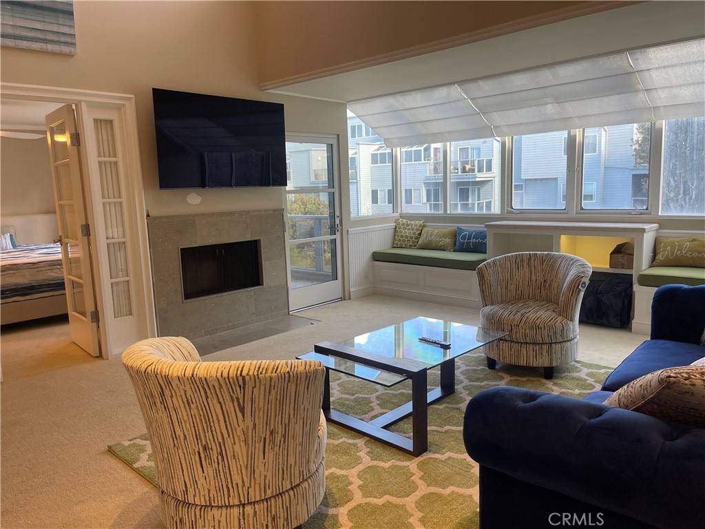 Redondo Beach, CA 90277,240 The Village #310