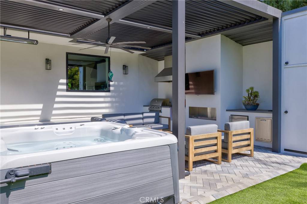 Manhattan Beach, CA 90266,1852 6th Street