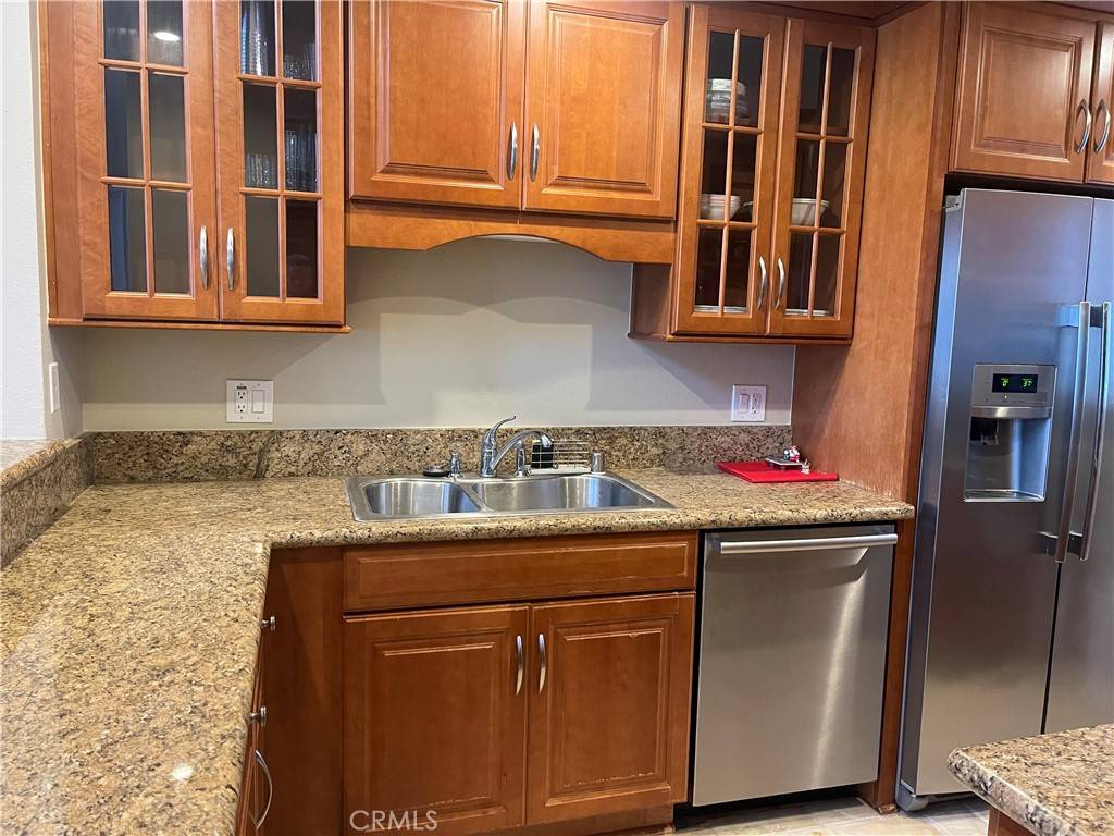Redondo Beach, CA 90277,240 The Village #310
