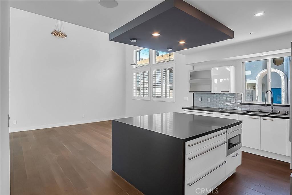 Redondo Beach, CA 90278,2119 Grant AVE #B