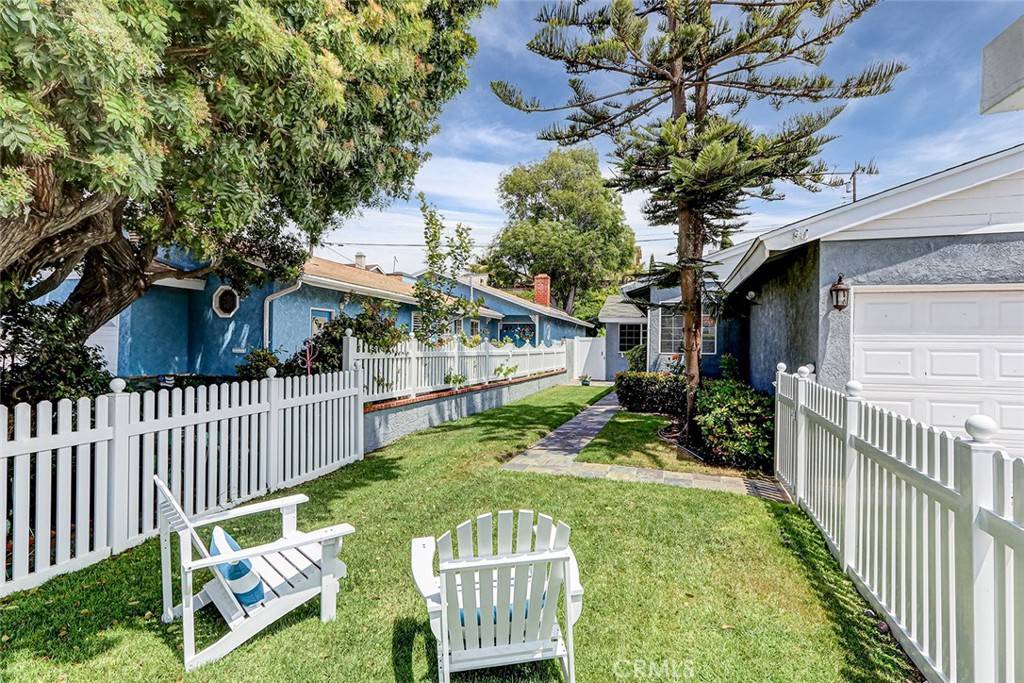Redondo Beach, CA 90277,312 N Prospect AVE
