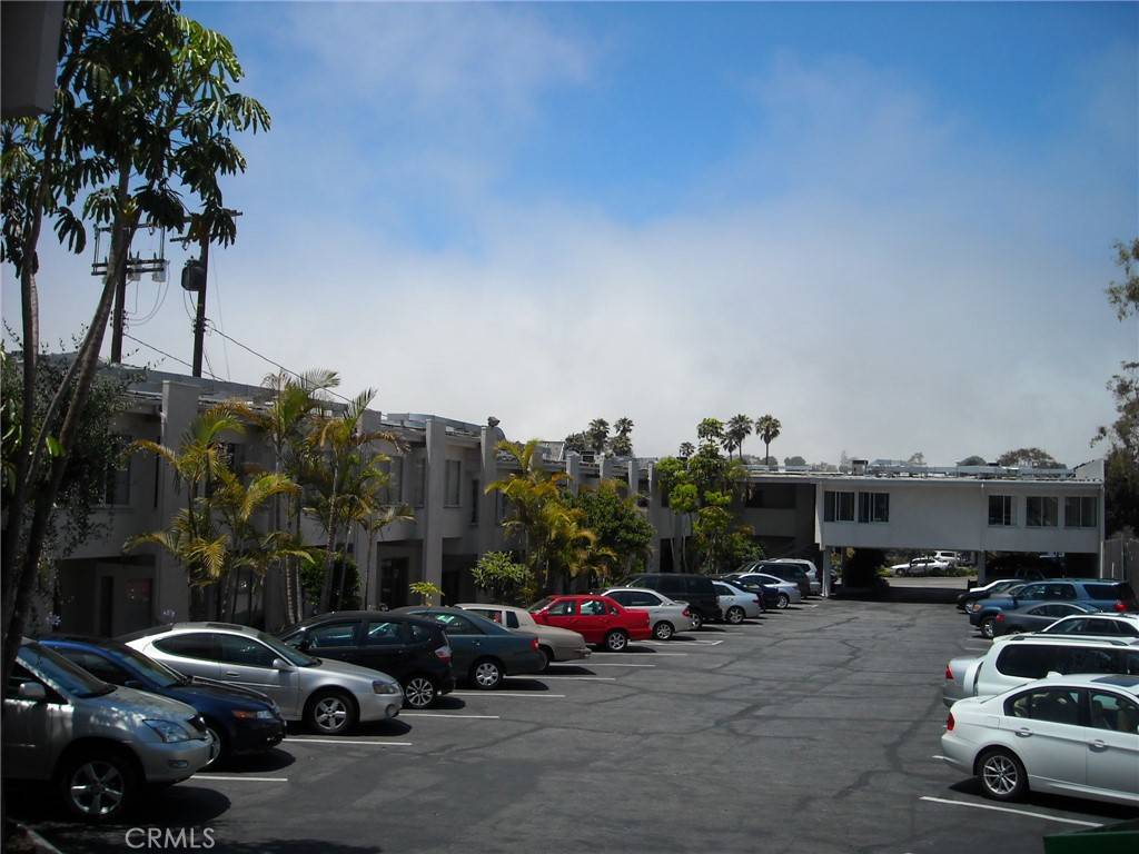 Manhattan Beach, CA 90266,2100 N Sepulveda BLVD #10