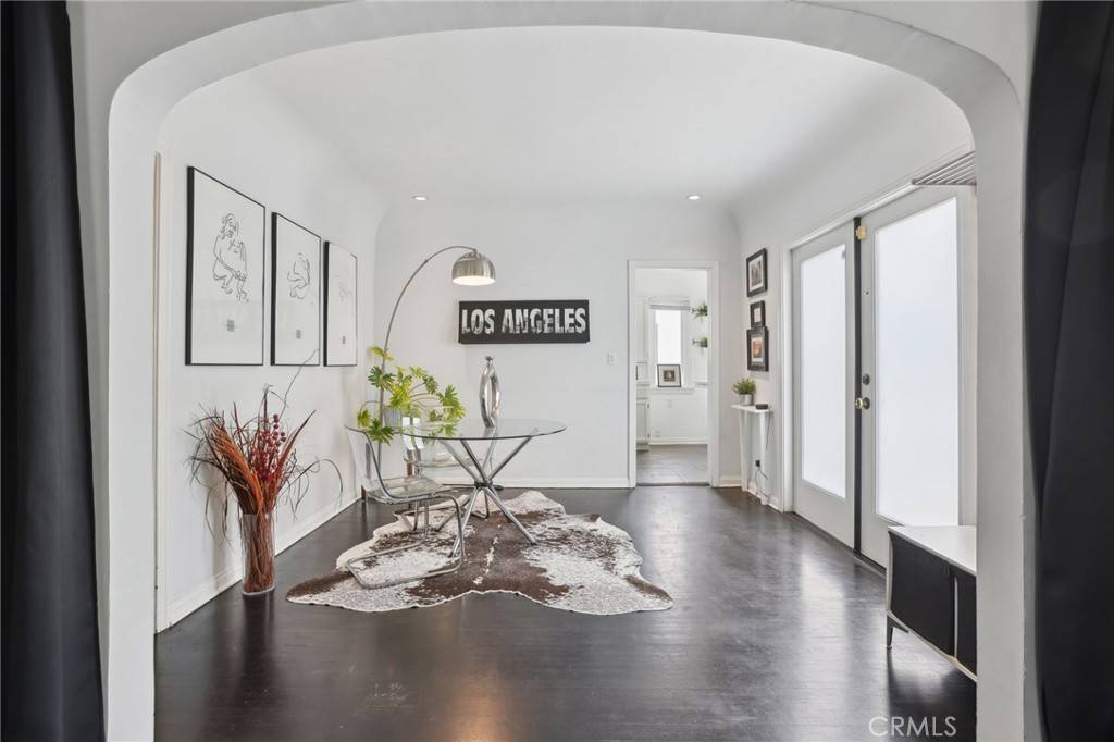 Los Angeles, CA 90019,1541 Ellsmere AVE