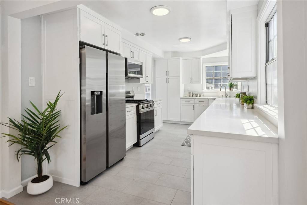 Redondo Beach, CA 90277,526 Avenue A