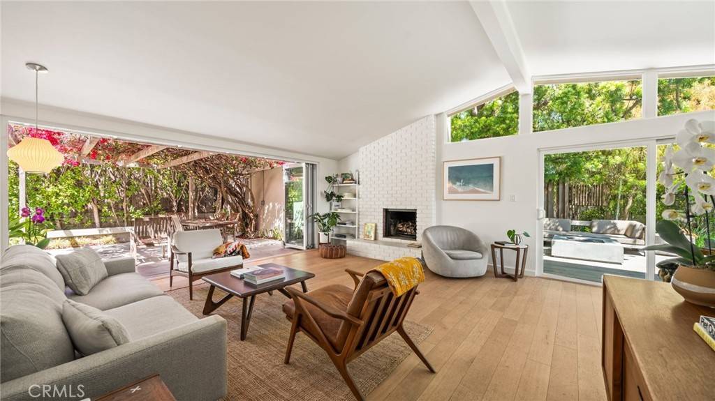 Rancho Palos Verdes, CA 90275,2116 W General ST