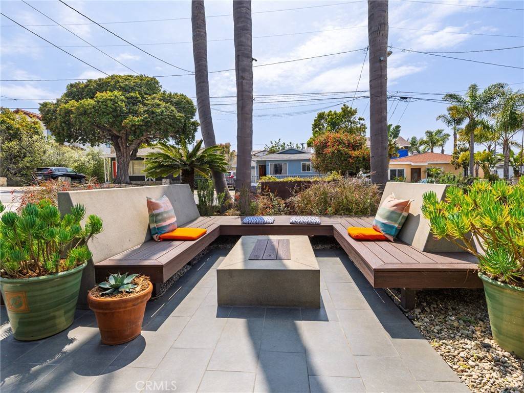 Redondo Beach, CA 90278,1214 Steinhart AVE