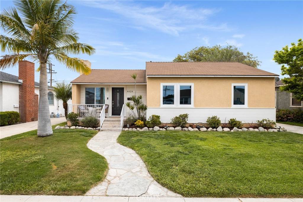 Long Beach, CA 90807,4424 Falcon AVE