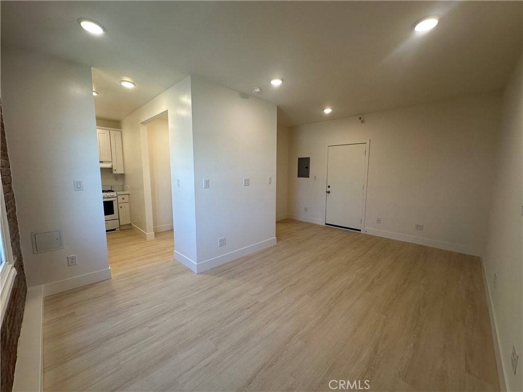 323 W 4th ST #407 Long Beach, CA 90802