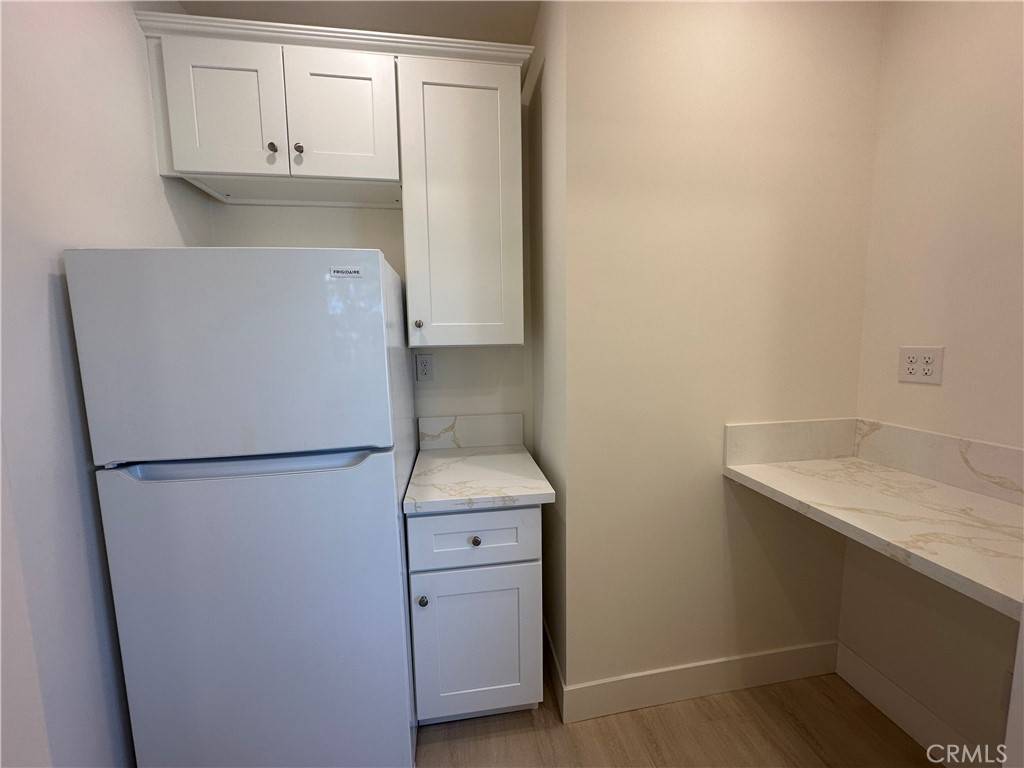 Long Beach, CA 90802,323 W 4th ST #407