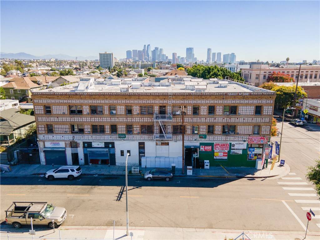 Los Angeles, CA 90006,2709 W Pico BLVD