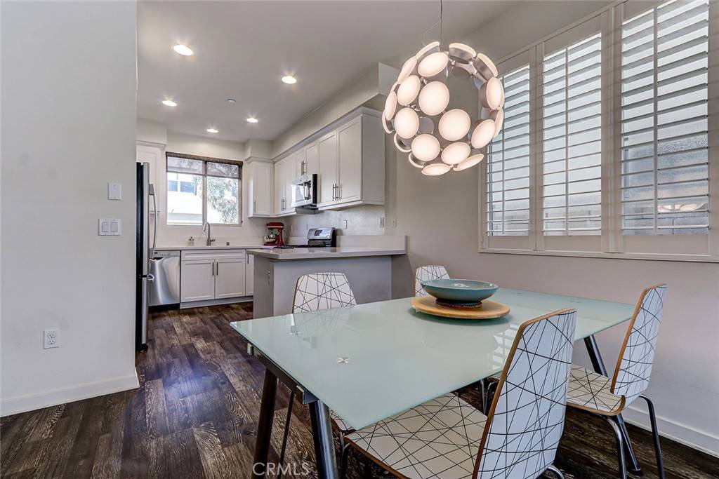 Carson, CA 90745,691 Colorado CIR
