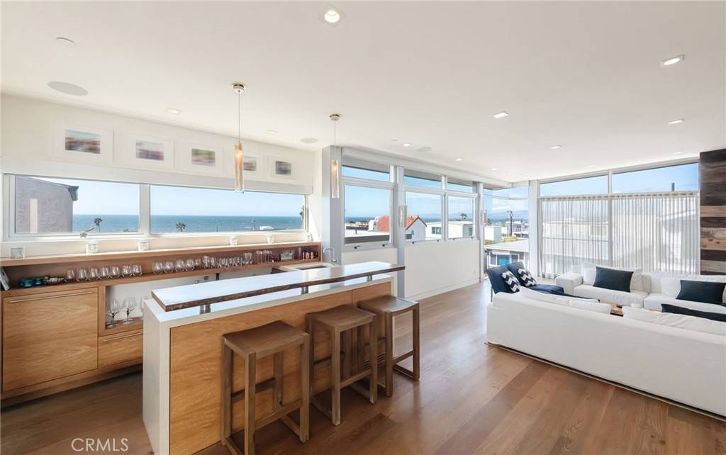 Hermosa Beach, CA 90254,232 26th ST