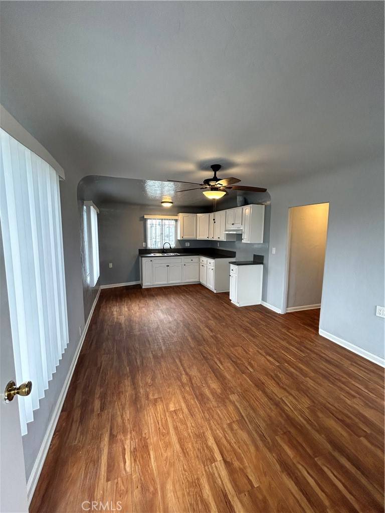 Los Angeles, CA 90044,1018 W 104 ST