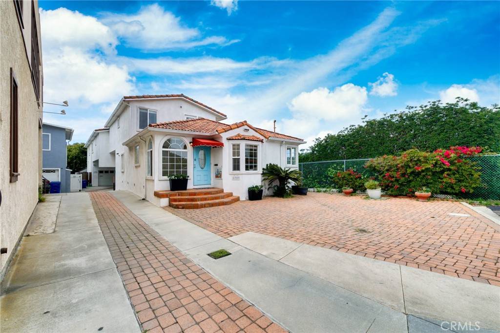 Hermosa Beach, CA 90254,1727 Golden AVE