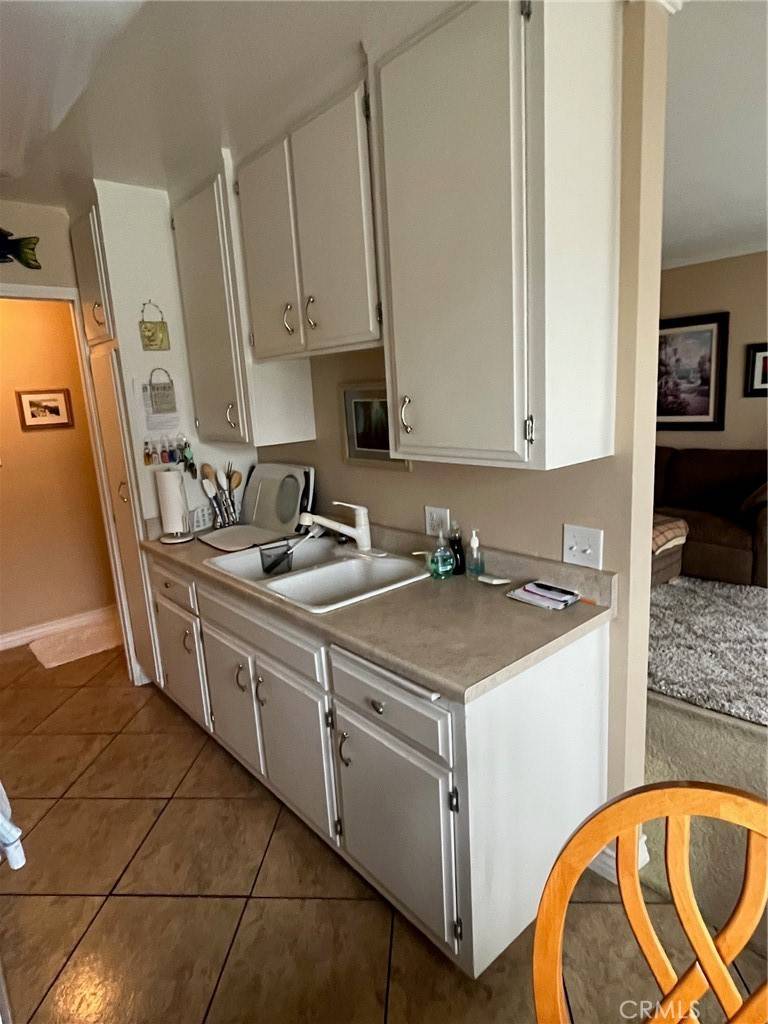 335 Whittley AVE #10 Avalon, CA 90704