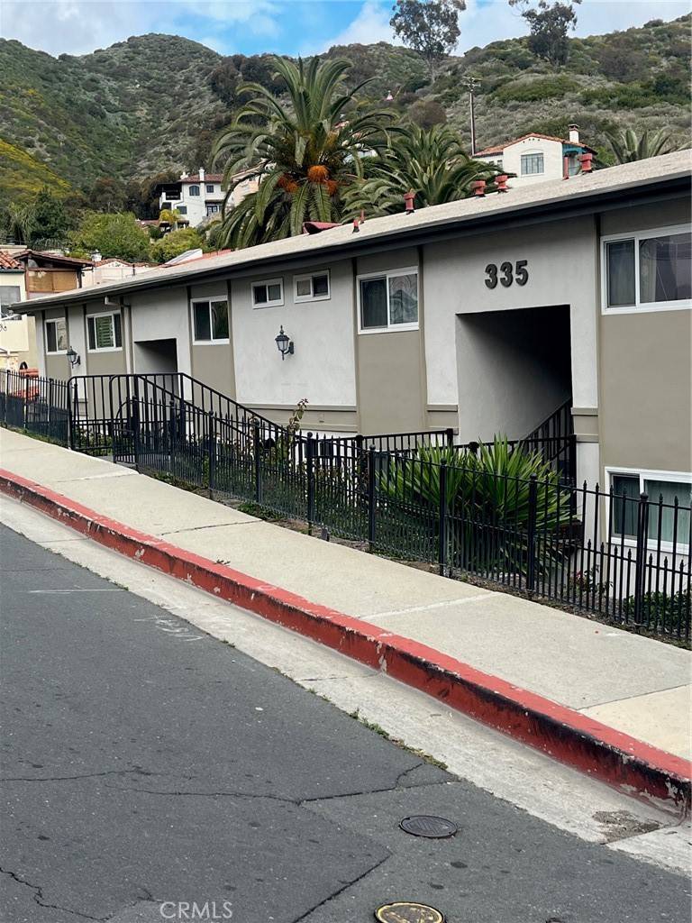 Avalon, CA 90704,335 Whittley AVE #10
