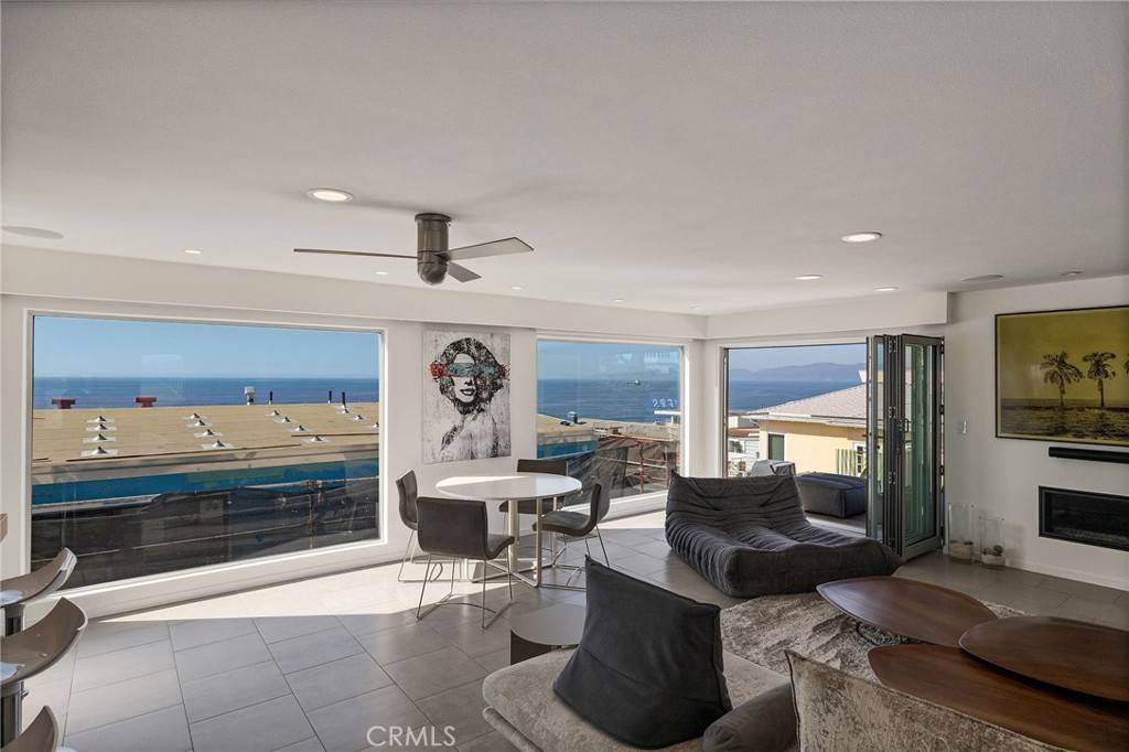 Manhattan Beach, CA 90266,232 32nd PL
