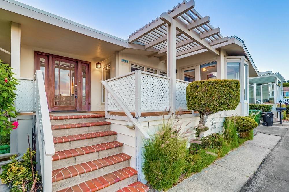 San Pedro, CA 90732,2275 W 25TH #166