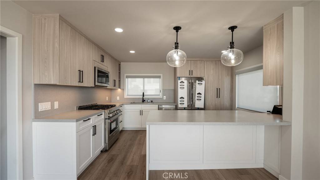 Manhattan Beach, CA 90266,213 10th Street
