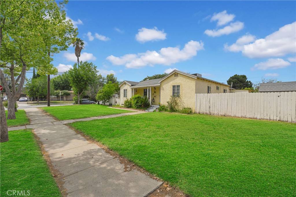 Ontario, CA 91762,772 W Maitland ST
