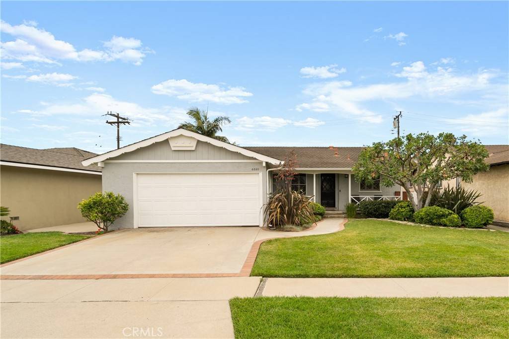 Long Beach, CA 90815,6860 E Roxanne WAY