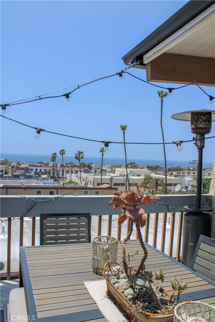 Hermosa Beach, CA 90254,960 1st ST #B