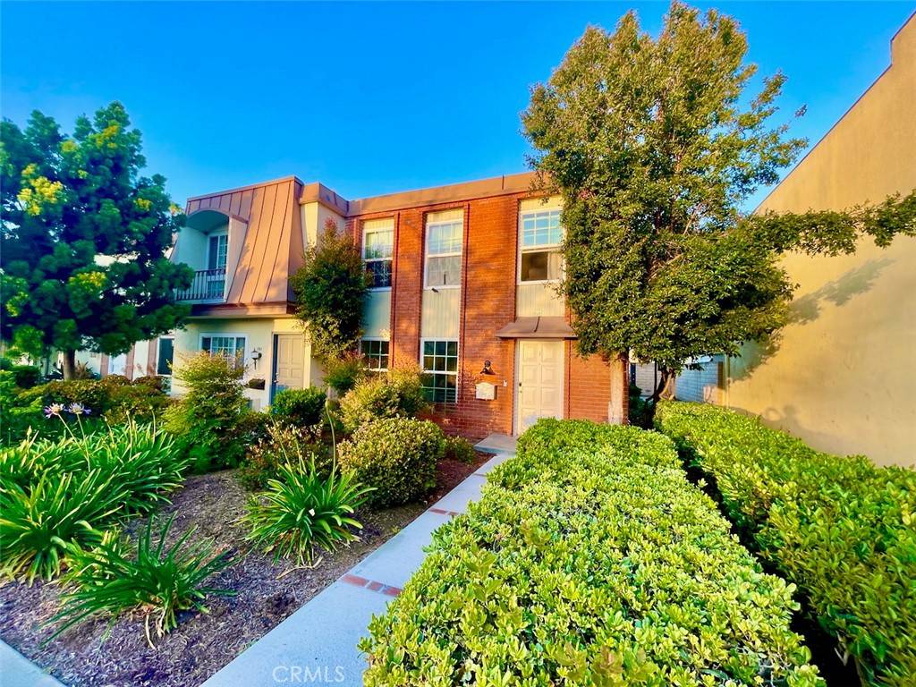 Anaheim, CA 92801,738 N Fairhaven ST