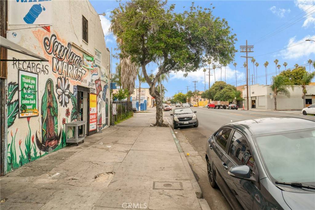 Los Angeles, CA 90011,4355 Avalon BLVD