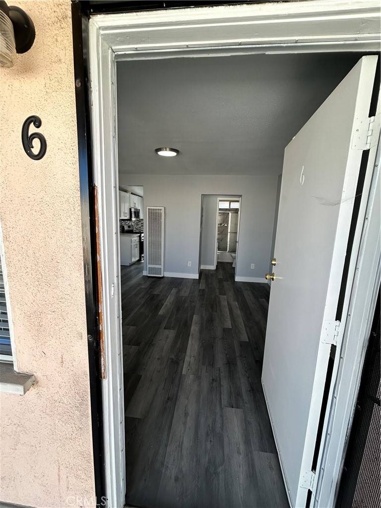 Downey, CA 90241,11440 Old River School RD #6