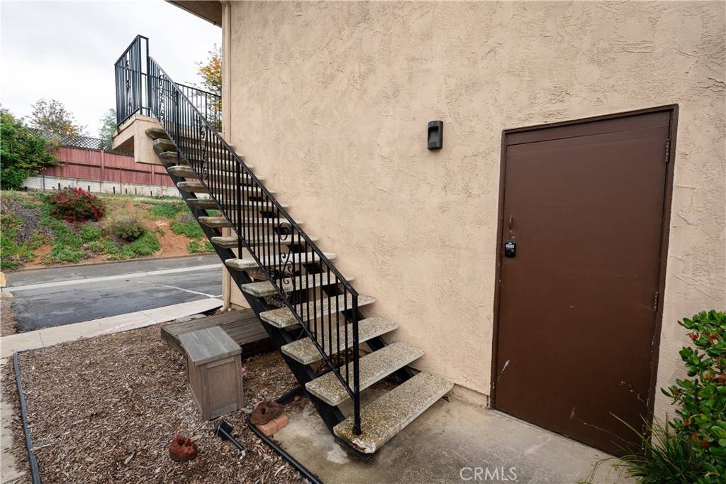 Lakeside, CA 92040,12157 Wintergreen DR #4