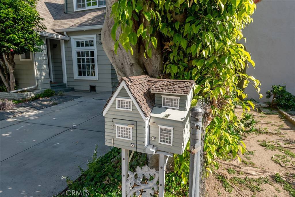 Toluca Lake, CA 91602,10624 Bloomfield #A ST