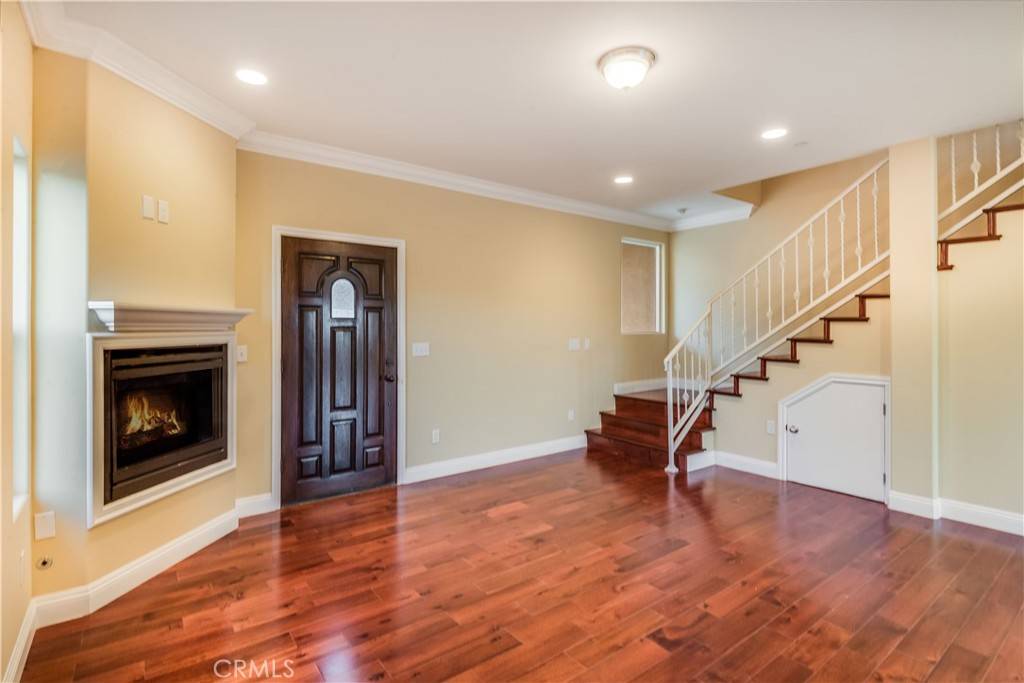 Lawndale, CA 90250,4431 W 154TH