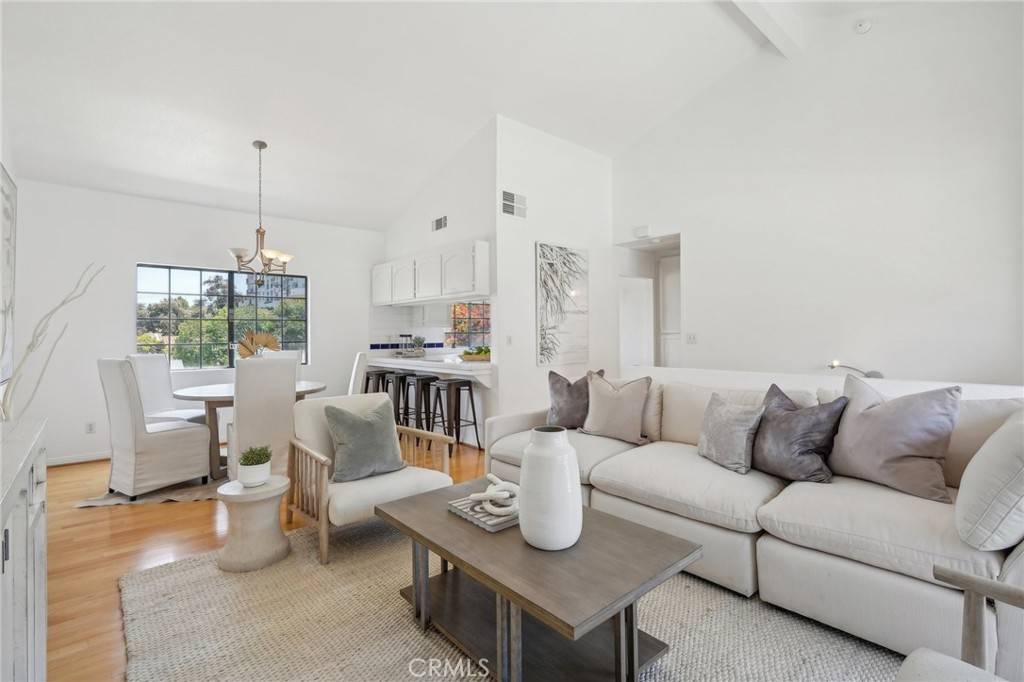 Redondo Beach, CA 90278,1924 Mathews AVE #B