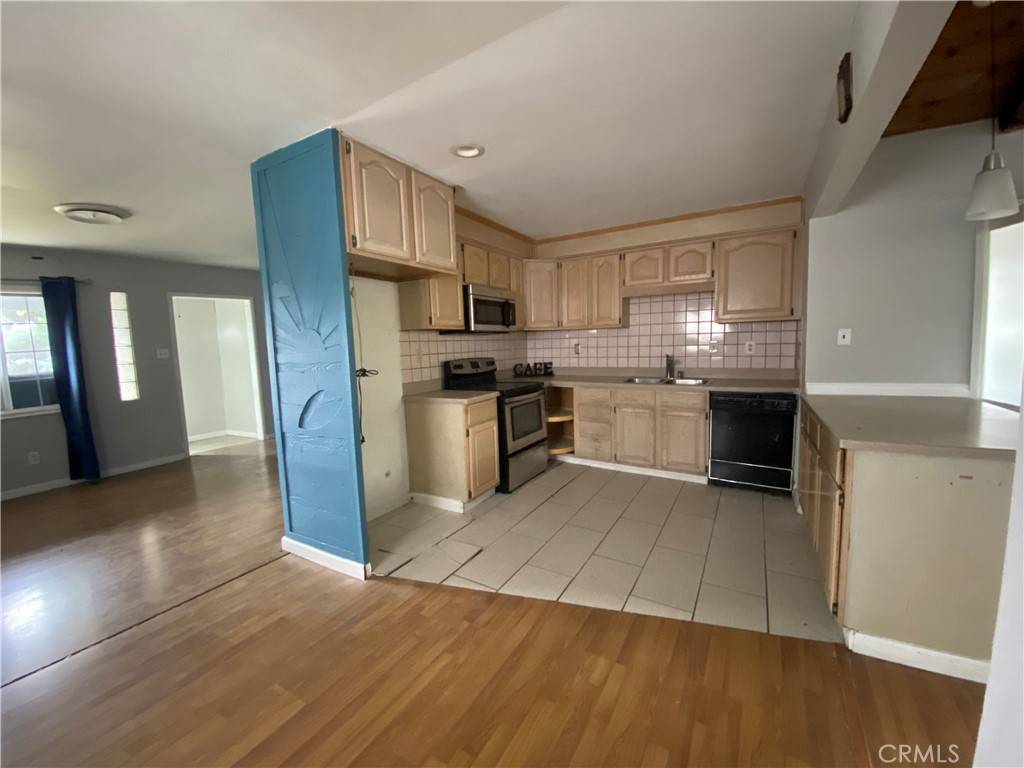 Torrance, CA 90504,3428 W 189th ST