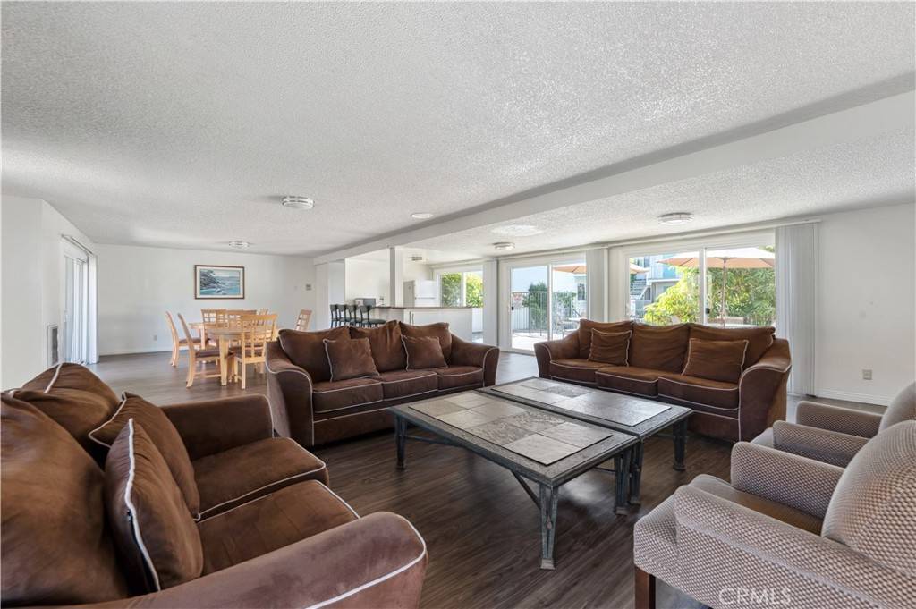 Torrance, CA 90503,3656 Garnet ST #215