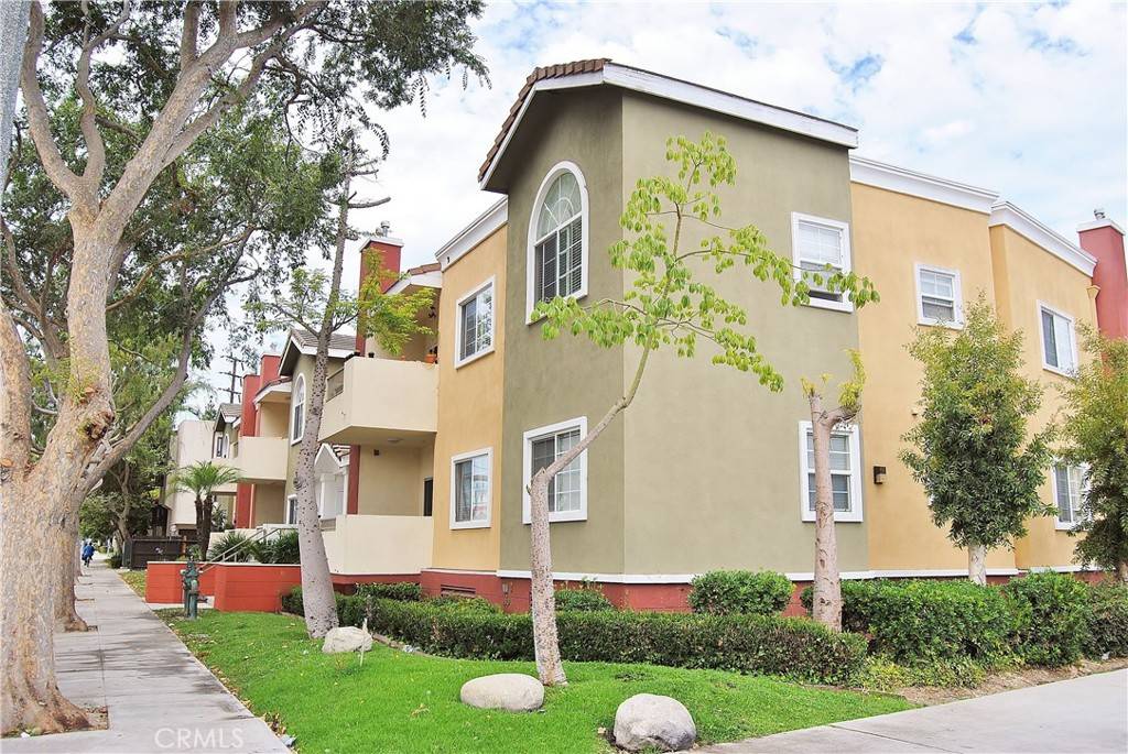 Long Beach, CA 90807,1215 E San Antonio DR
