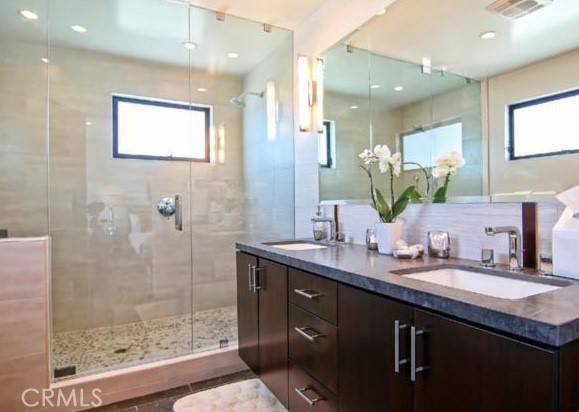 Manhattan Beach, CA 90266,1501 Crest DR