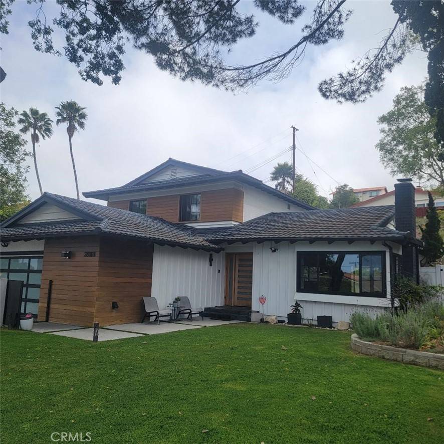 Rancho Palos Verdes, CA 90275,28318 Trailriders DR