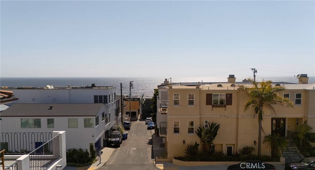 Manhattan Beach, CA 90266,212 Highland AVE