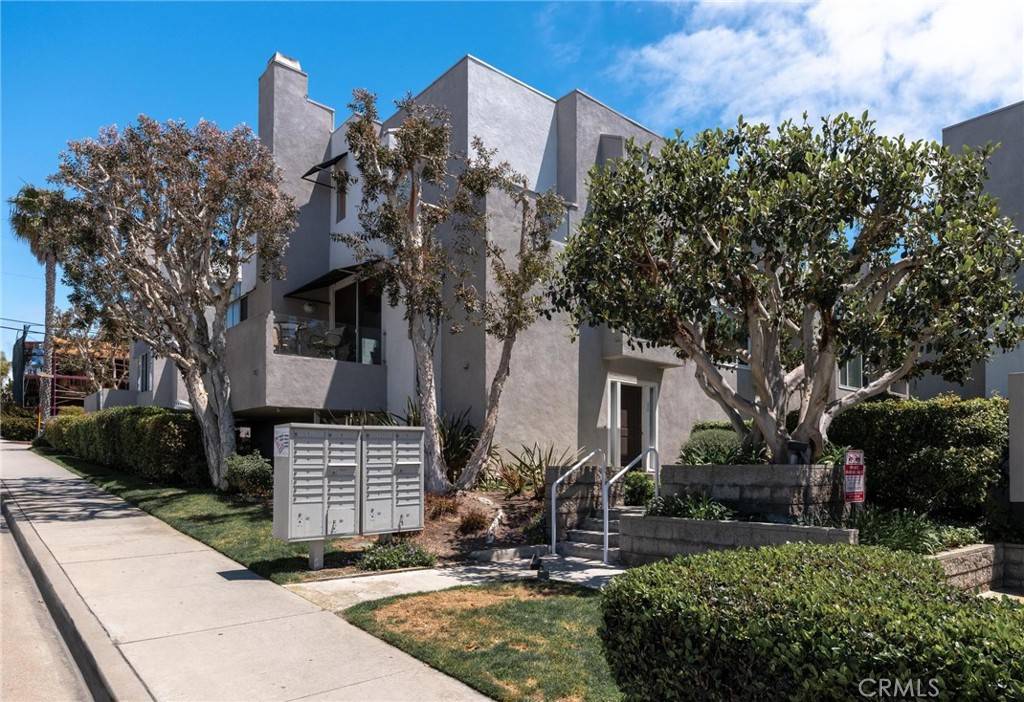 Hermosa Beach, CA 90254,501 Herondo St #57