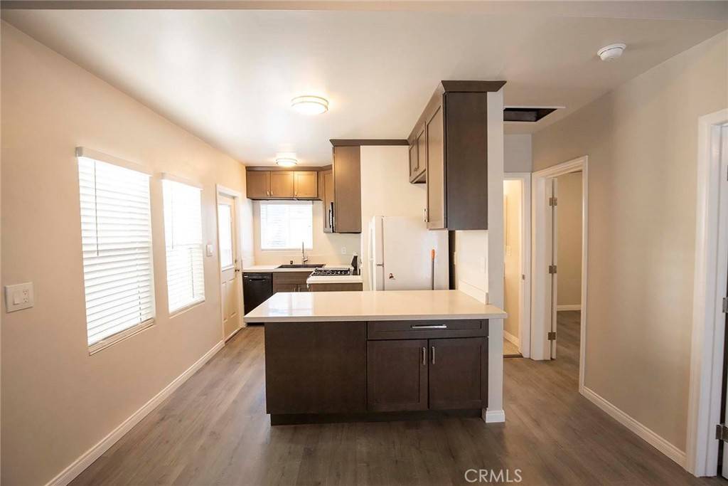 Hermosa Beach, CA 90254,414 31st ST