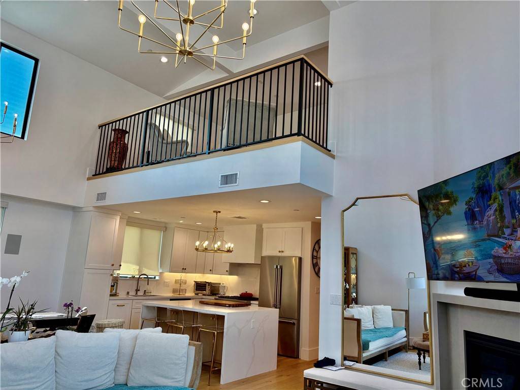 Redondo Beach, CA 90278,2621 Gates AVE #B