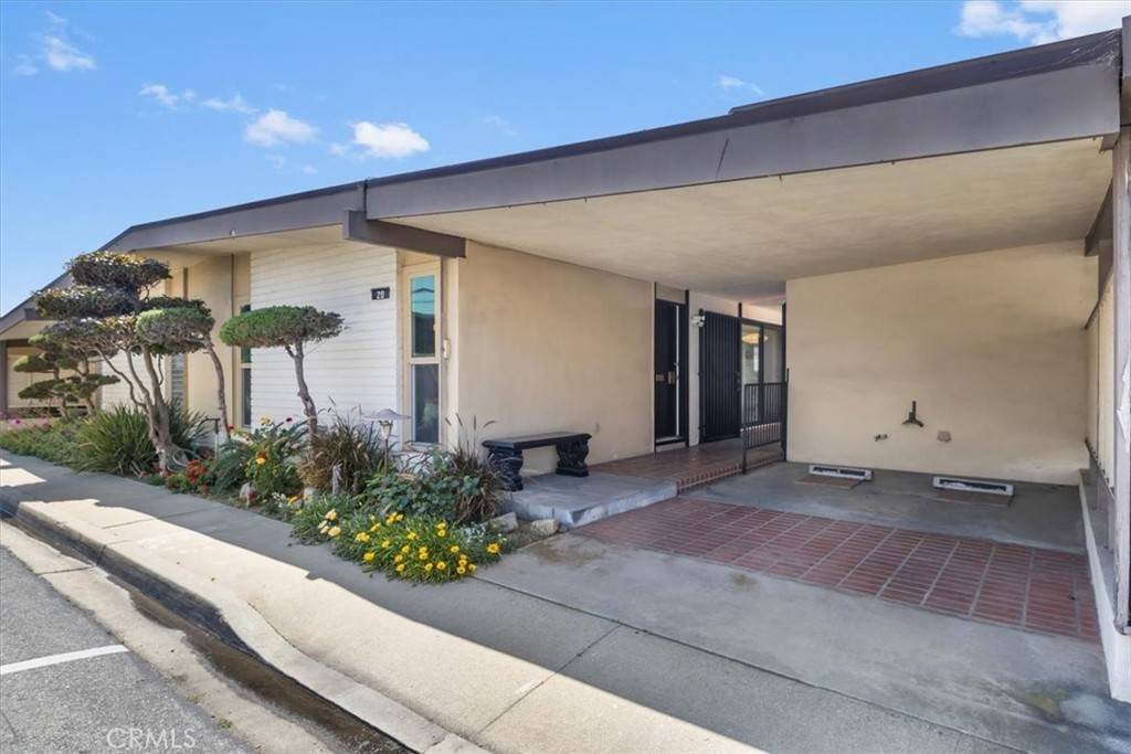 Gardena, CA 90247,20 Merit Park DR