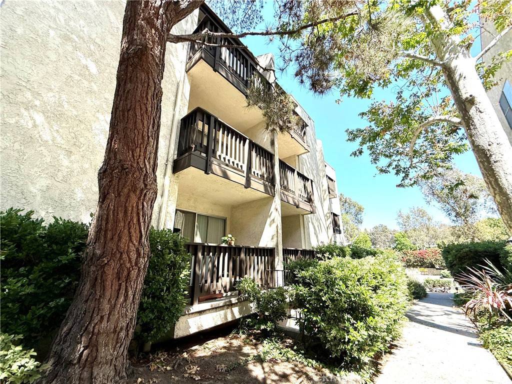Culver City, CA 90230,4107 Summertime LN