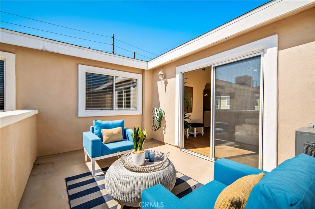 Redondo Beach, CA 90278,2401 Vanderbilt LN #B