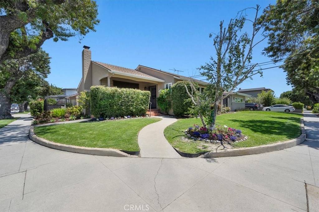 Long Beach, CA 90808,3344 Ladoga AVE